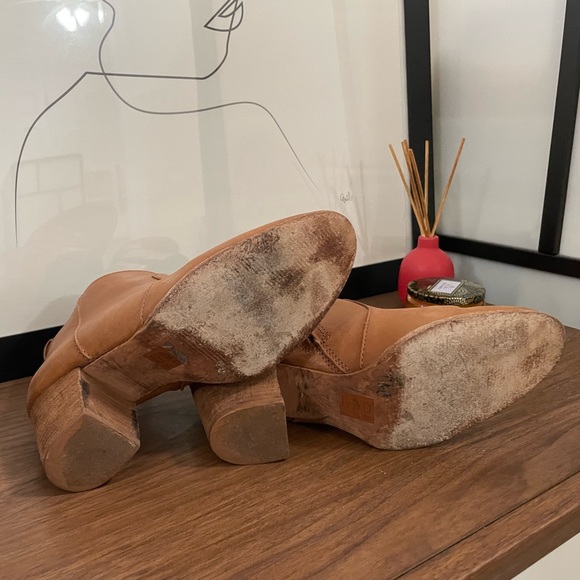 Madewell Genuine Leather Brenner Boot - Picture 4 of 4